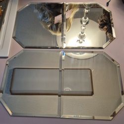 Display/DresserMirrors