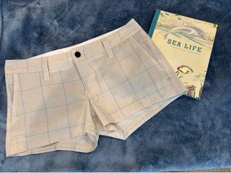 Hurley Light Beige High Waisted Women’s Shorts with Light Blue Windowpane