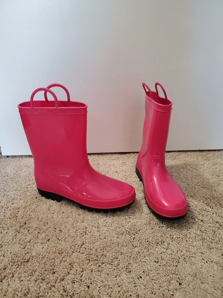 Girls rain boots - size 4