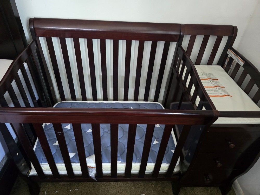Free Baby Crib