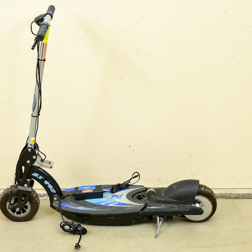 BladeZ ex350 scooter no charger, brand new and upgraded batteries $190