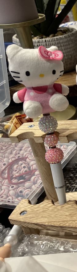 One Of A Kind   hello Kitty pen