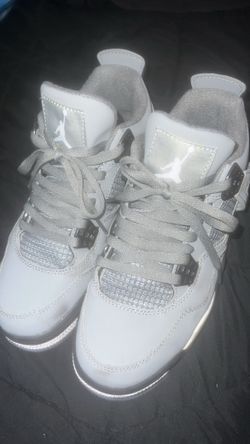 jordan 4’s size 7