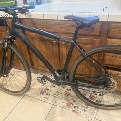 Cannondale Quick CX 4 Disc Microshift Brand Shimano Cranks Like Brand New Excellent Condition Size Large