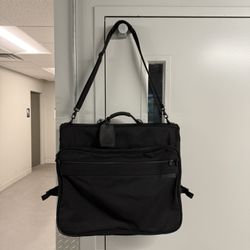 BRIGGS & RILEY Deluxe Folding Garment Luggage Suit Bag (Good condition) PICK UP IN CORNELIUS