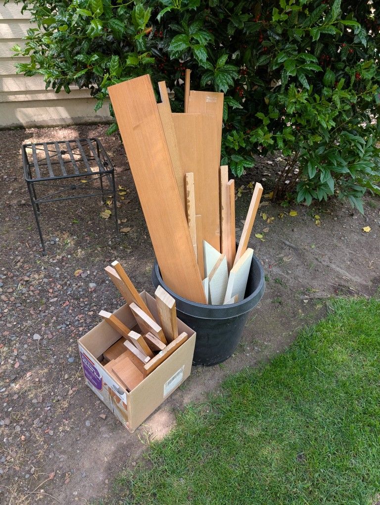 Free Leftover Wood Pieces