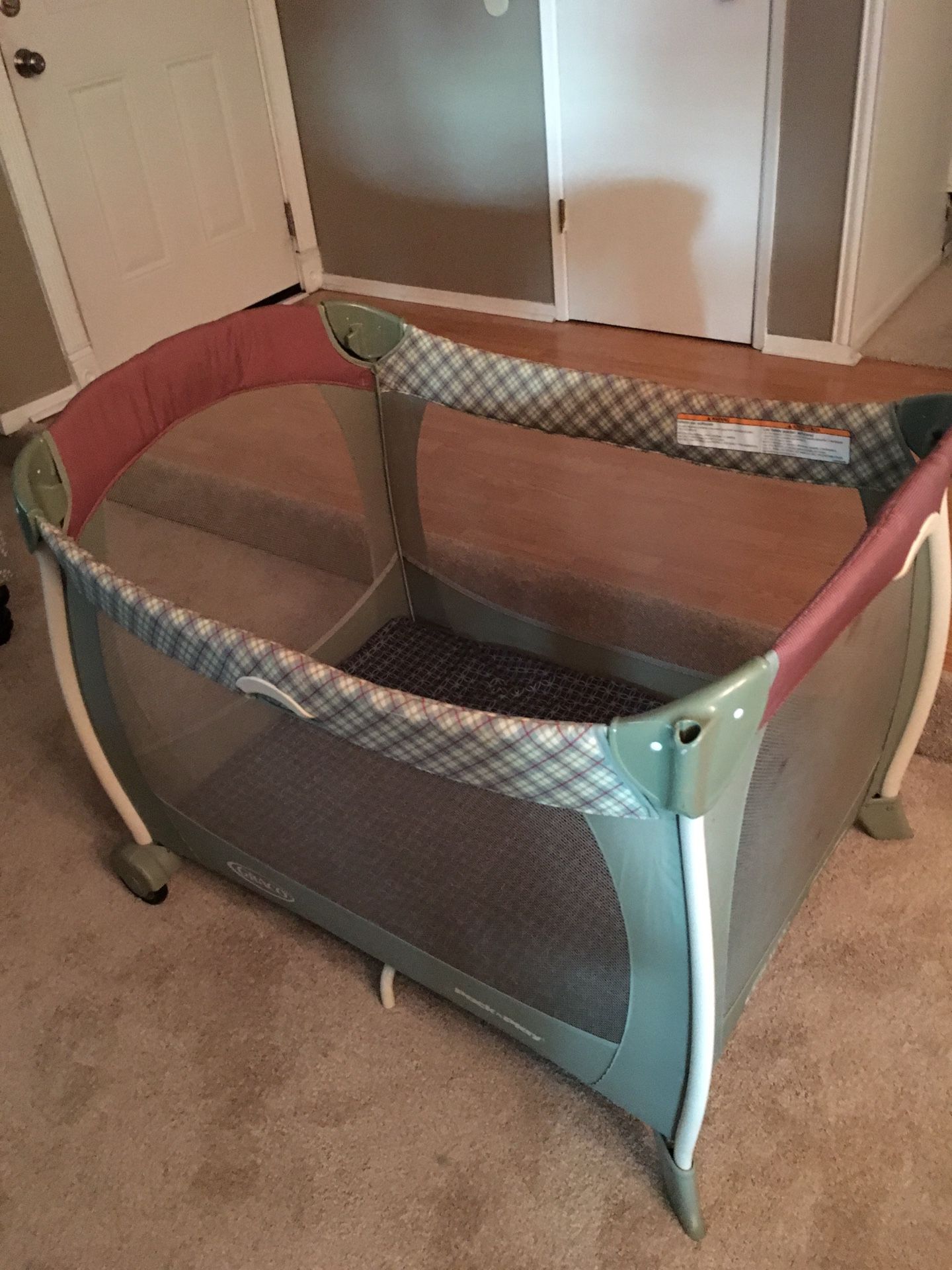 Graco Pack N Play with changing table attachment