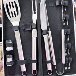 Bbq Set With Carrying Case