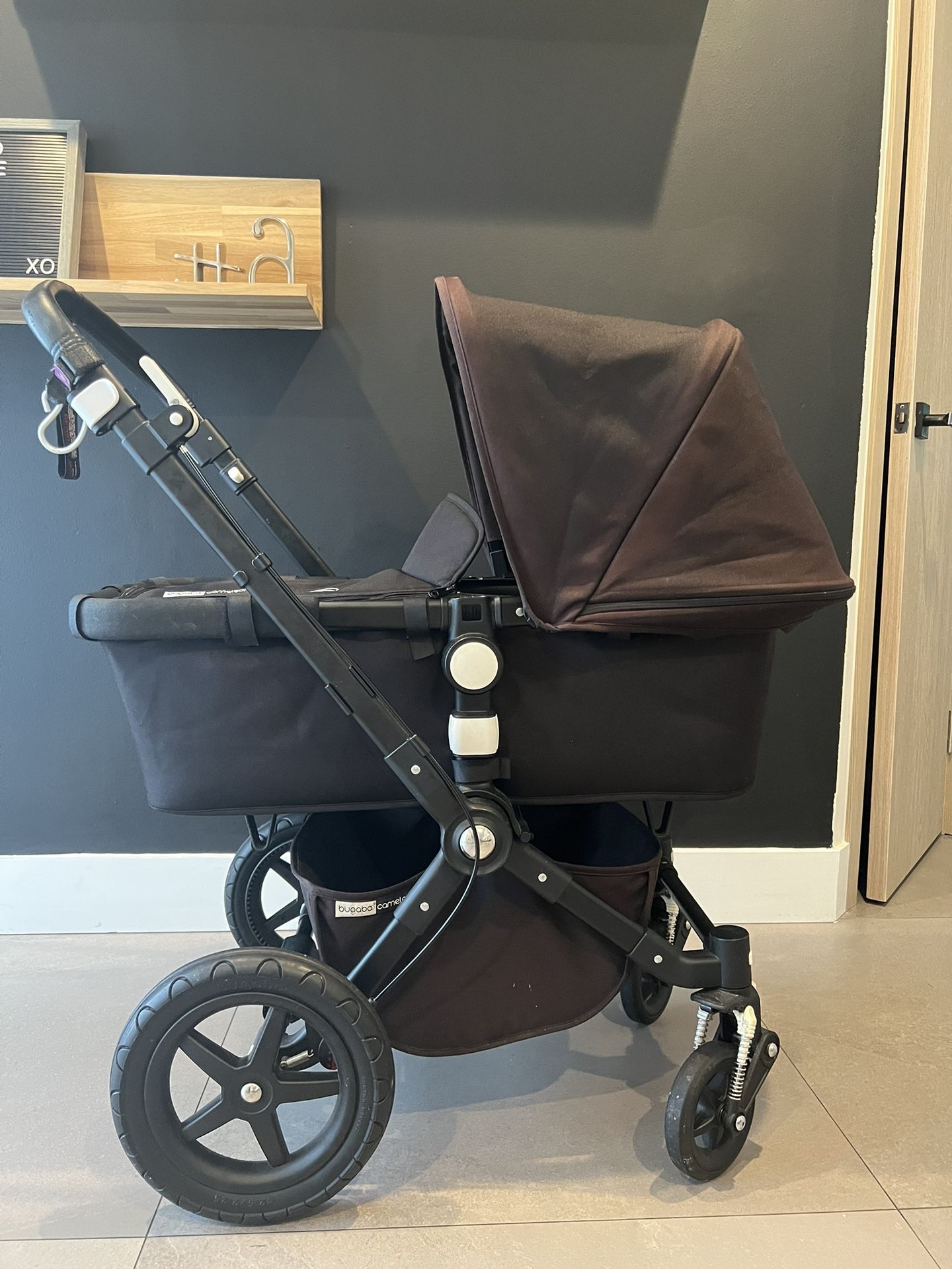 BUGABOO CHAMELEON Plus Accessories ( Bassinet, 2 Liners, Plus Bugaboo Bag Organizer)