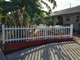 White PVC/Vinyl Picket Fence Panels Complete Set + Posts & Hardware + Trellis Arch