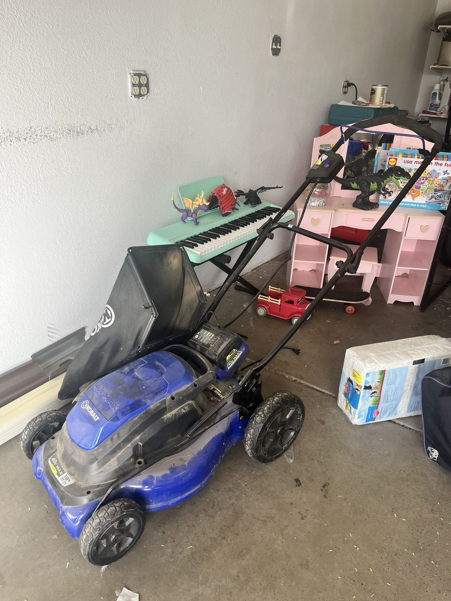 Battery Powered Lawn Mower
