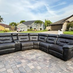 Napoli 6-Piece Faux Leather Sectional With 2 Recliners & Console