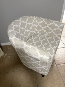 Accent chairs