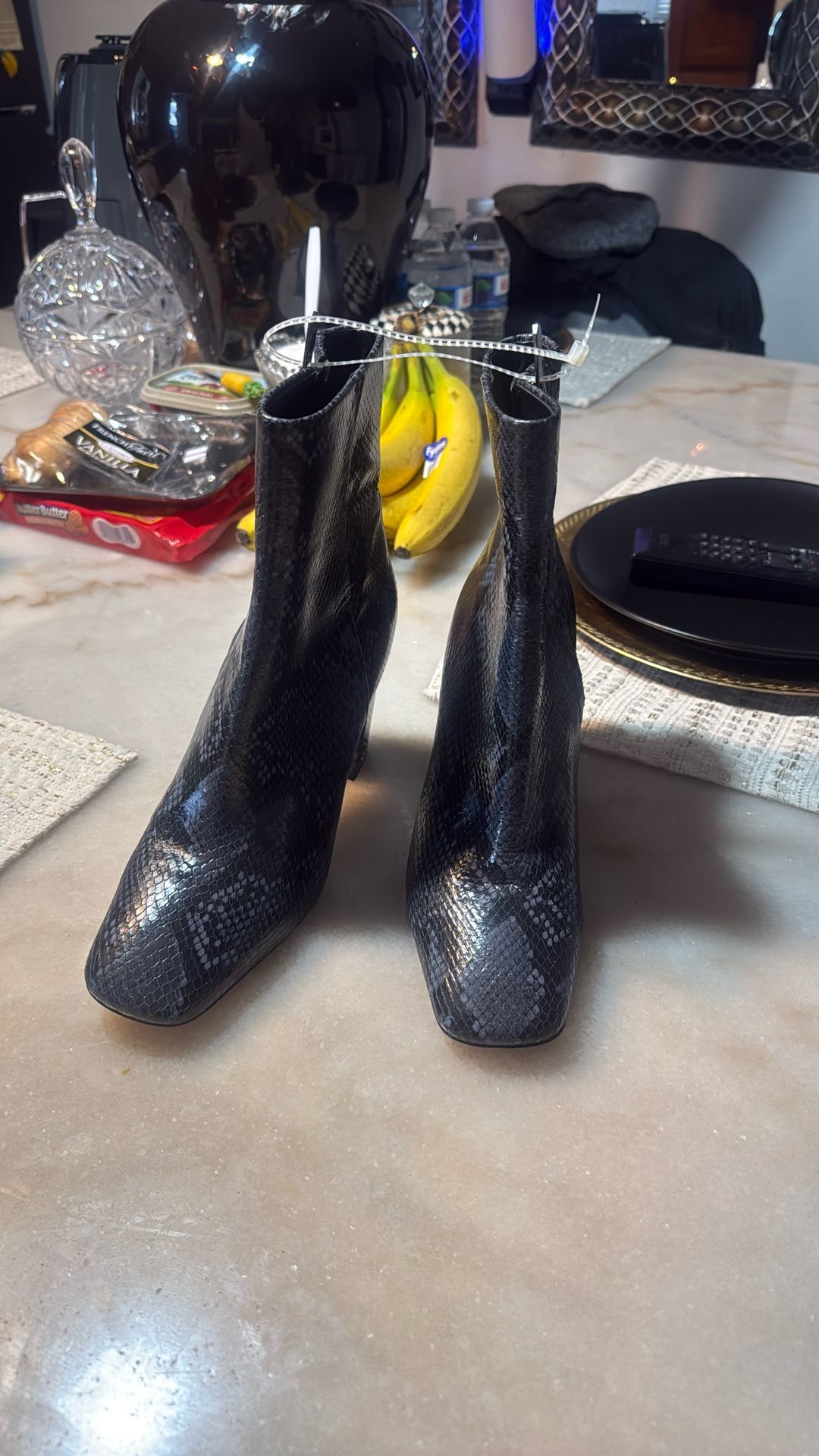 Sam Edelman Designer Snake Skin Boots; (8.5)