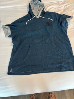 UNDER ARMOR HOODIE