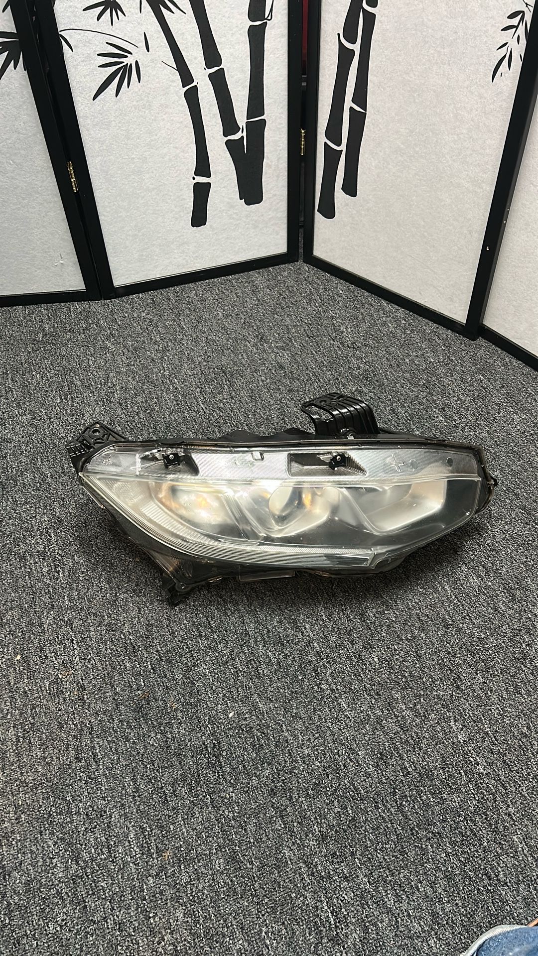 2016-2018 HONDA CIVIC RIGHT PASSENGER SIDE HEADLIGHT HALOGEN OEM