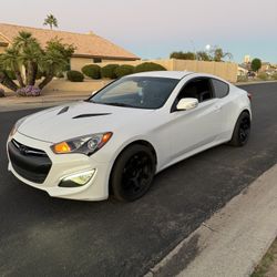 Hyundai Genesis coupe 3.8 