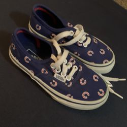 Vans Chicago Cubs MLB Youth Shoes Clean Size 11 for Sale in Gilbert AZ OfferUp