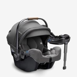 Nuna Pipa Lite Rx with Relx Base And Infant Insert With Cybex Attachment 