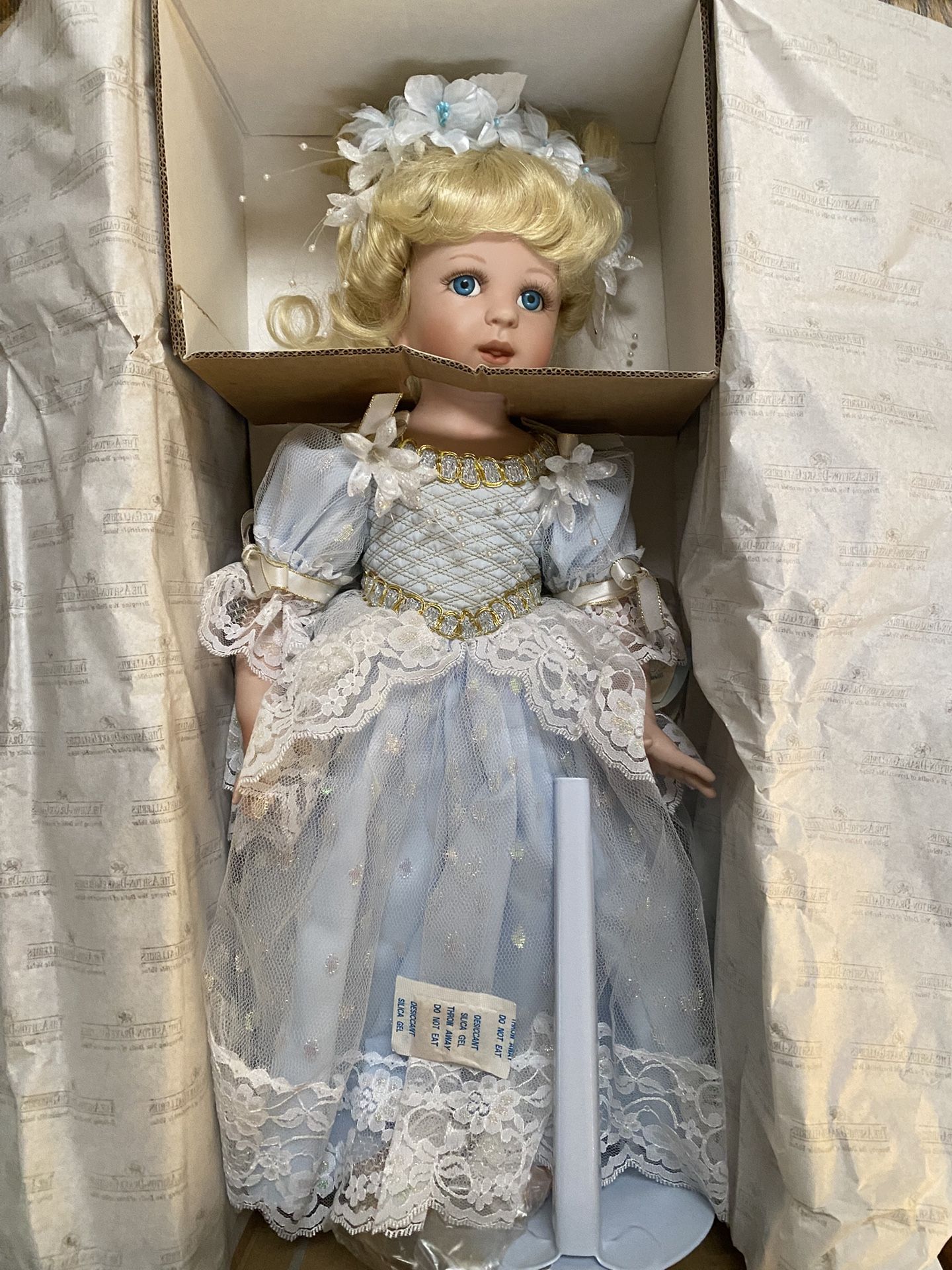 Ashton Drake Cinderella Porcelain Doll