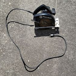 Black and Decker Circular Saw
