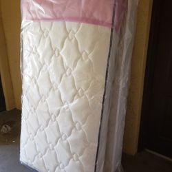 NEW TWIN PLUSH MATTRESS AND BOX SPRING -- Also Available In All Sizes.