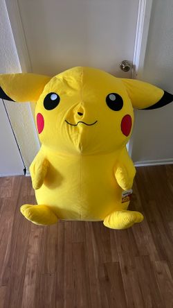 45” Pikachu, Pokémon Plushie