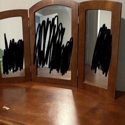 Vanity no stool
