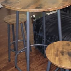 Bar Table and 2 stools.