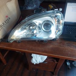 02-05 Mercedes Benz M Class Headlight LH Driver Side New