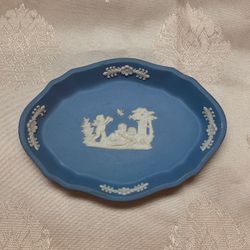 Vintage Wedgewood Jasperware Matte Cherubs And Butterfly Oval Trinket Dish