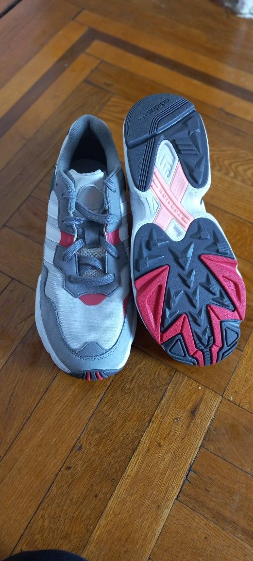 Adidas Yung-96 (DB2608) Size10