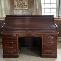 Antique Mahogany Wood S-Curve Roll Top Desk