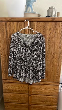 Lauren Conrad Blouse