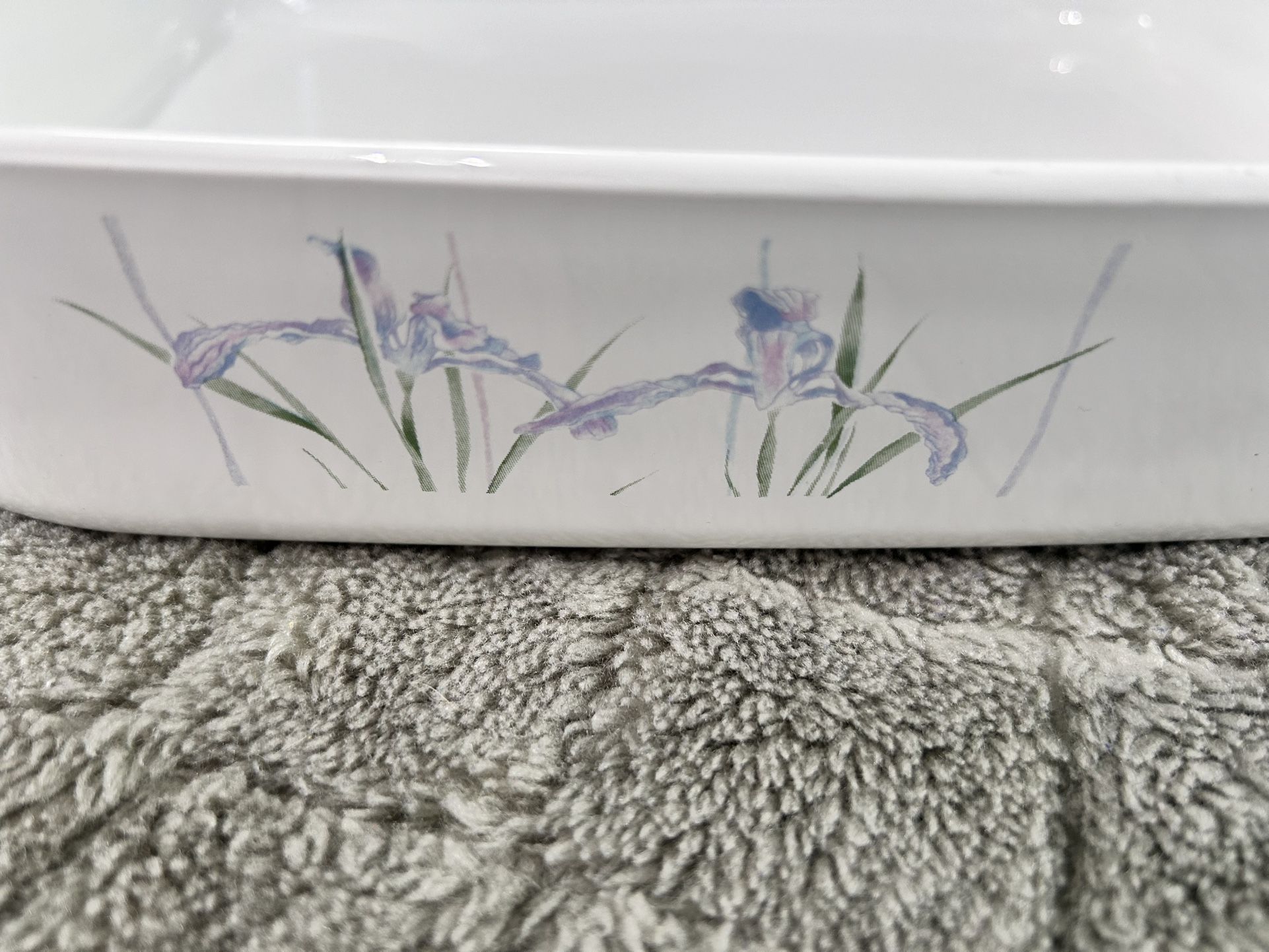 CORNING BLUE IRIS CASSEROLE