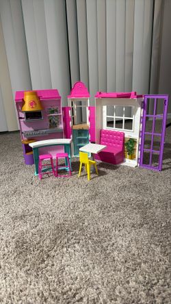 Barbie Restaurant