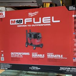 Milwaukee New Vacuum M18