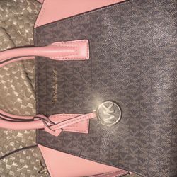 Michael Kors Purse on Sale Now