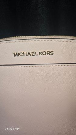Michael Kors Light Pink Crossbody with matching Wallet