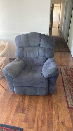 Armchair retractable