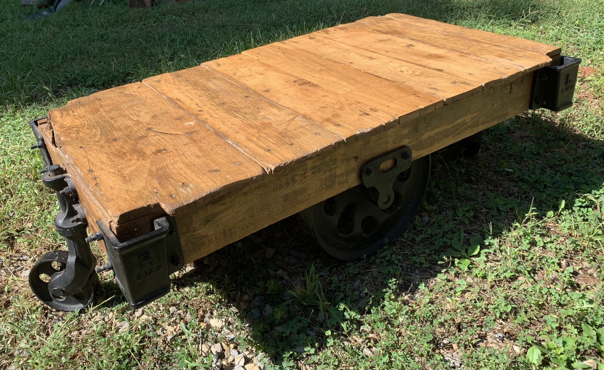 Lineberry Furniture Cart and Coffee Table 