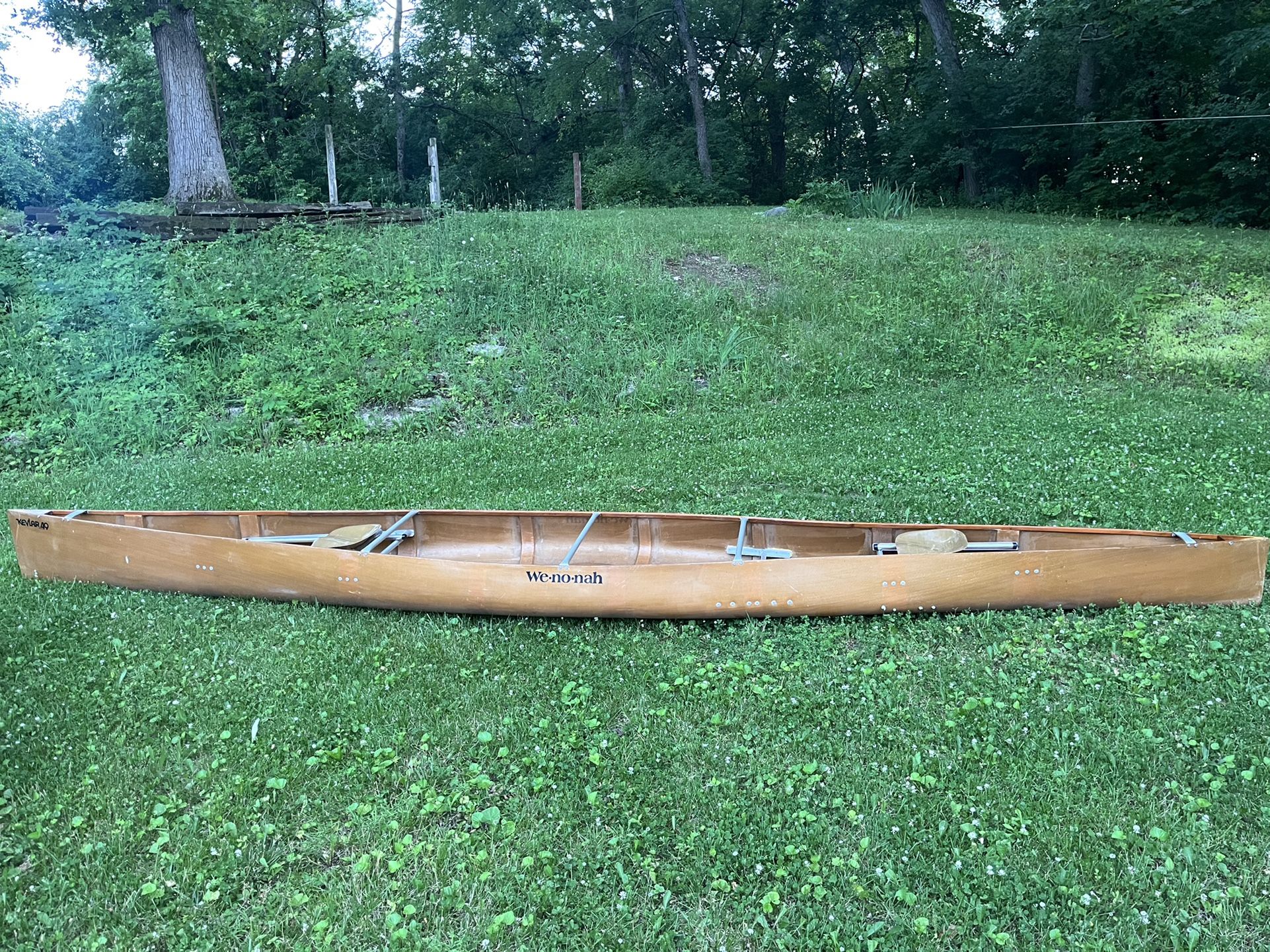Wenonah Canoe- Jensen Design 18’6”