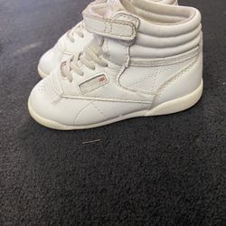 vintage kids reebok shoes 