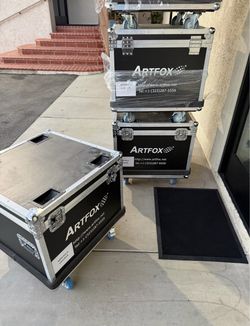 ArtFox road/flight cases  dj case dj lights