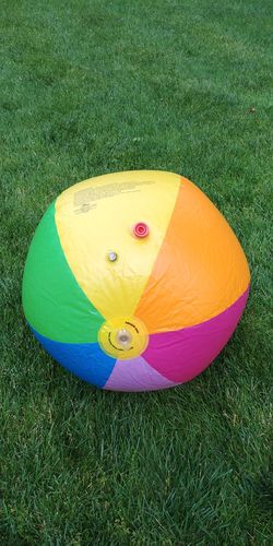 Little tikes hotsell beach ball sprinkler