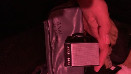 Akai microphones