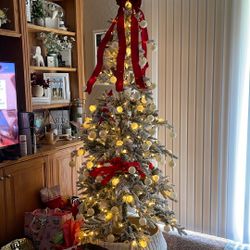 Christmas Tree with Snow