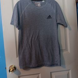 Blusa Taya Smoll Usada