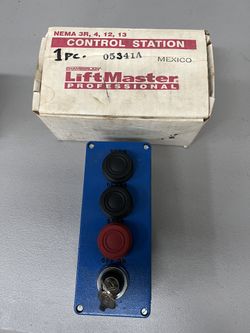 Lift Master Industrial Control Station 