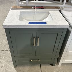 30” Bathroom Vanity in green , single sink soft close solid wood with vanity top in white  $475  Luke’s liquidations warehouse Address:  2434 N Forsyt